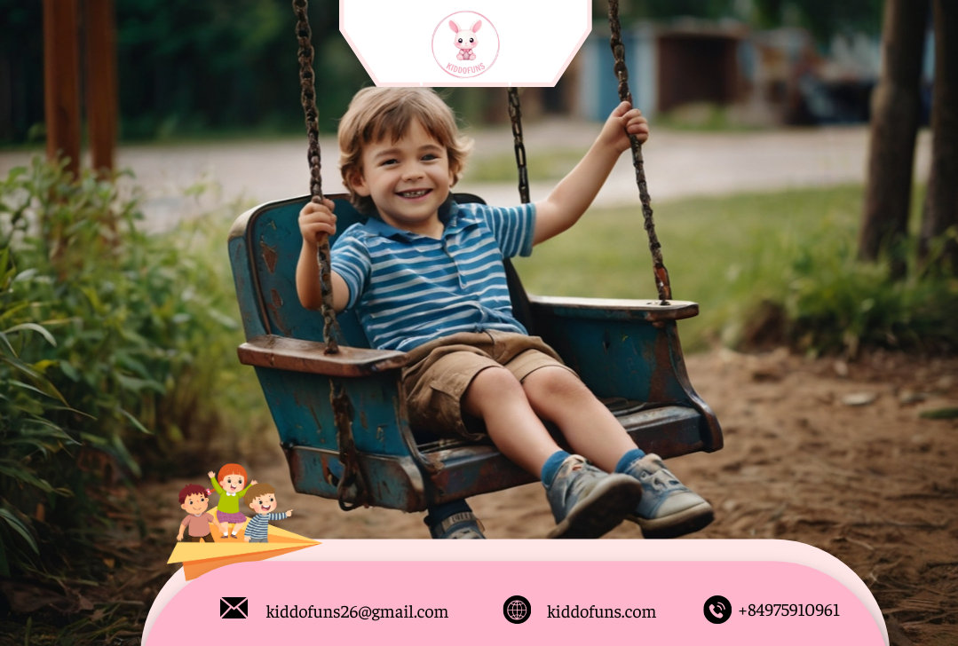 Trẻ em phát triển thể chất qua đồ chơi vận động ngoài trời tự làm