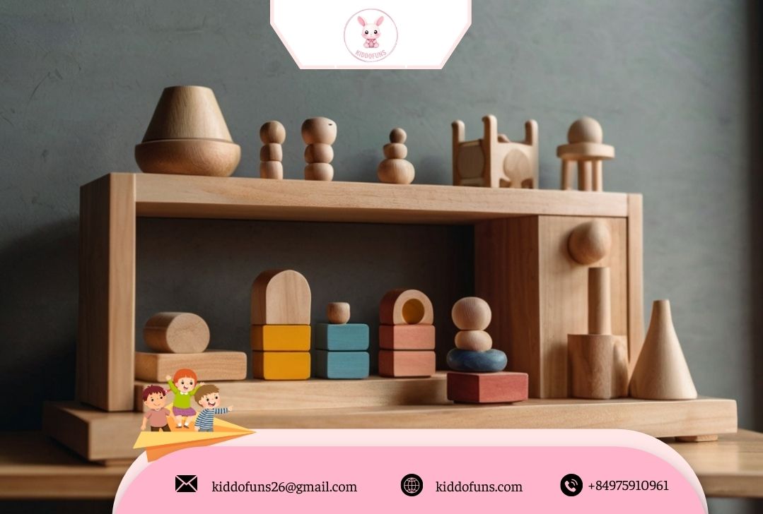 Đồ chơi giáo dục Montessori tối giản bằng gỗ – ảnh đồ chơi Montessori bằng gỗ bày trên kệ thấp trong phòng trẻ. 